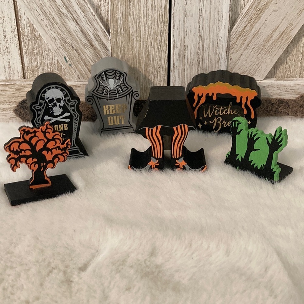 Target BP 2022 Halloween Mini Woods Props